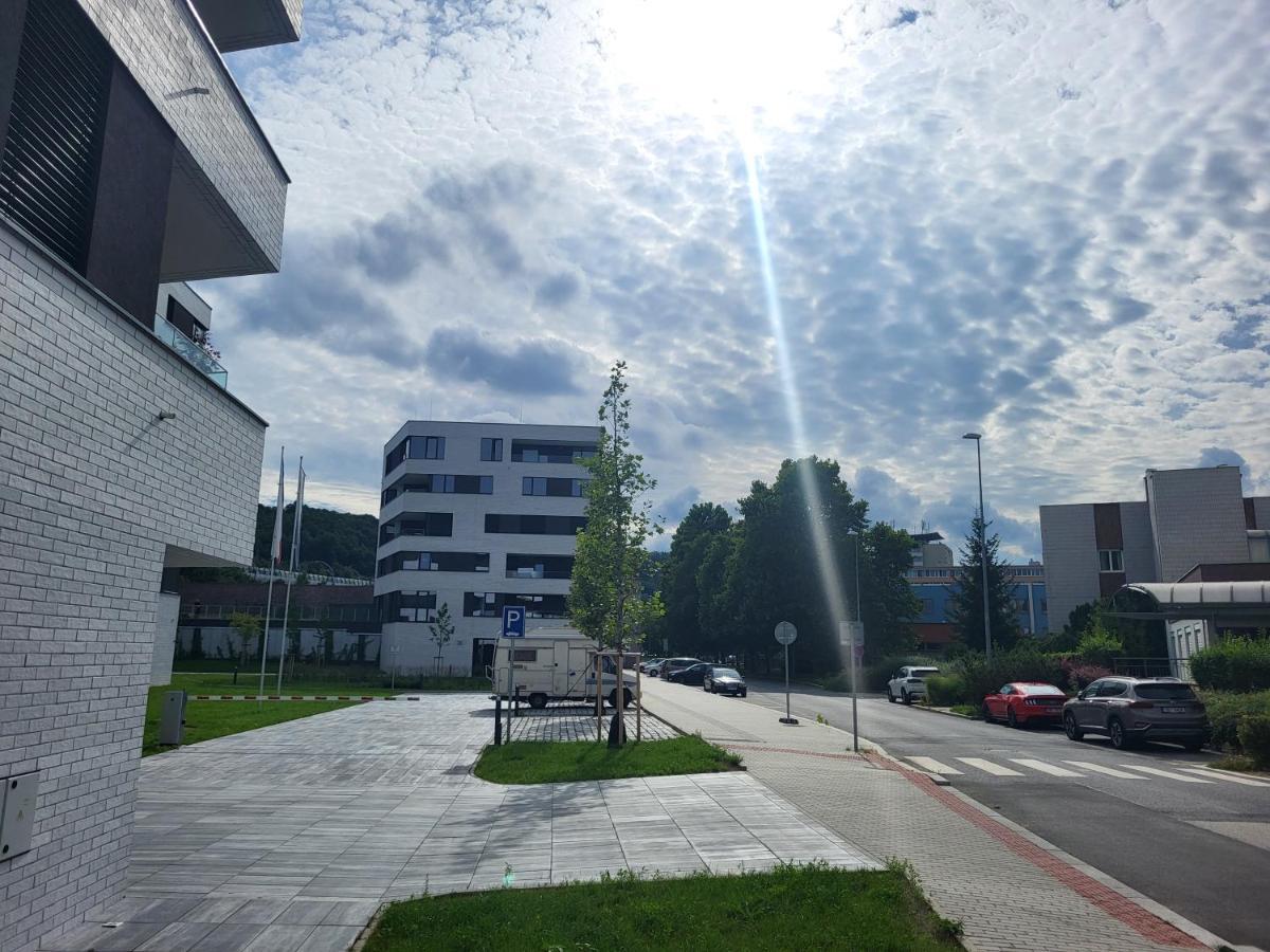New Apartment In Karlin, Praha 8, Close To Center Praga Exterior foto